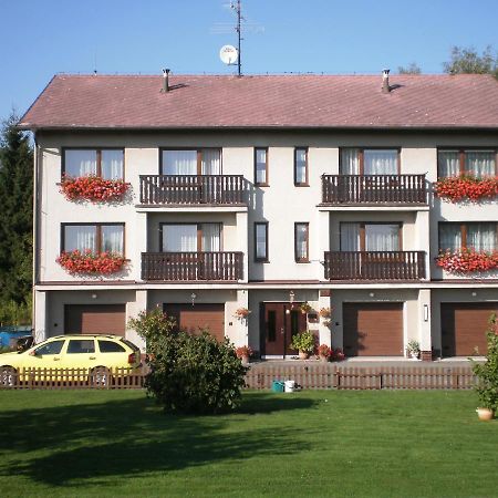 Apartman Orlik Nad Vltavou Zewnętrze zdjęcie
